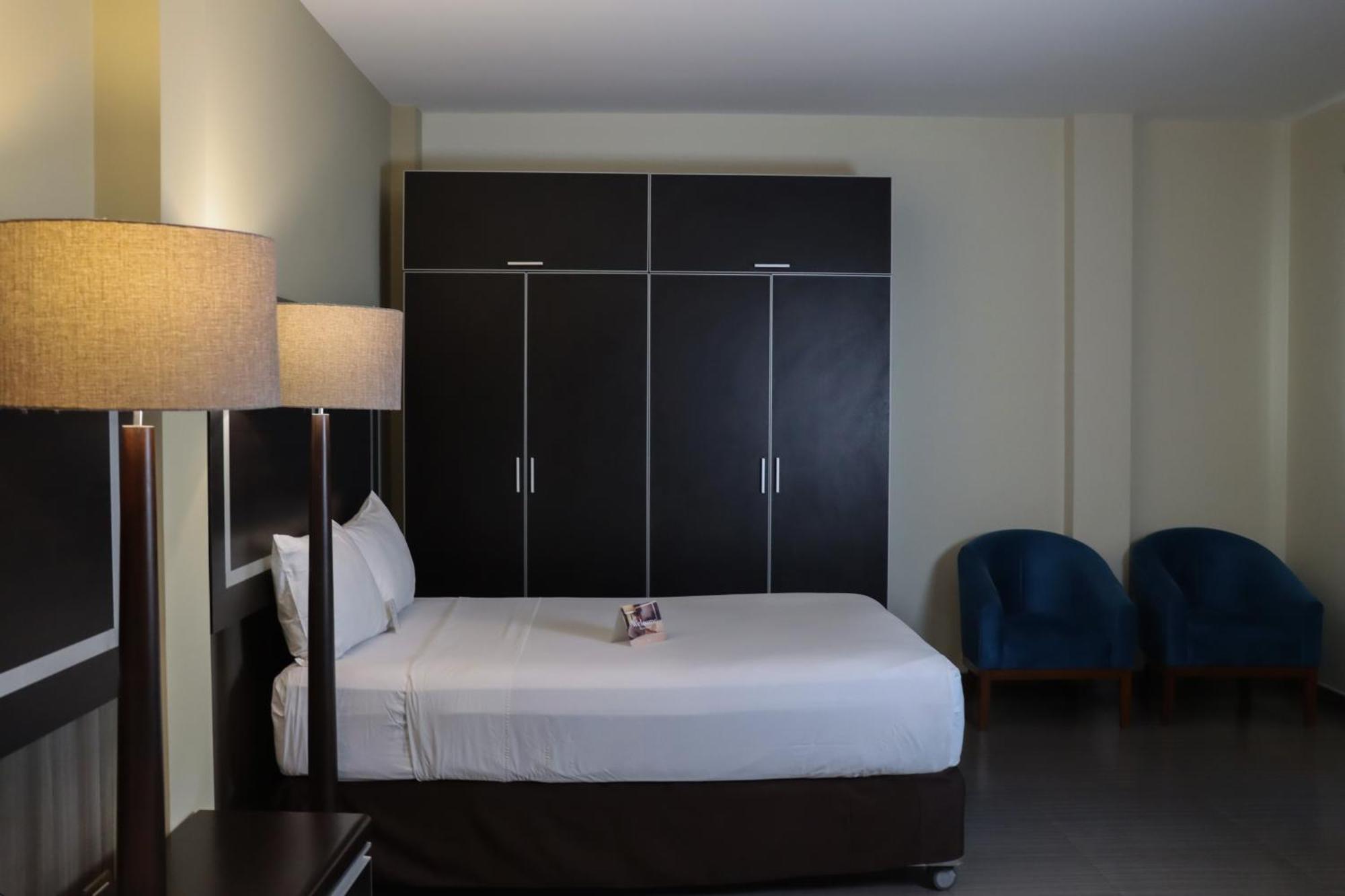 Rado Hotel - Santa Maria Trujillo Extérieur photo